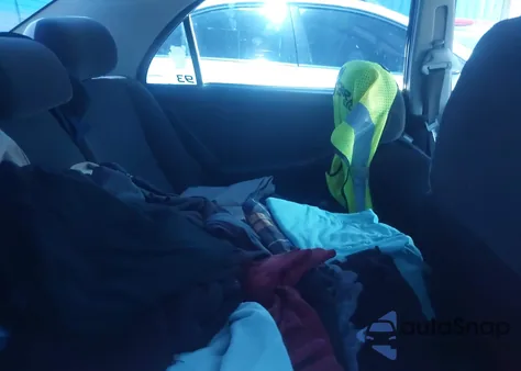 2005 Toyota Corolla S z USA, uszkodzony, nr VIN 1NXBR30E05Z534509